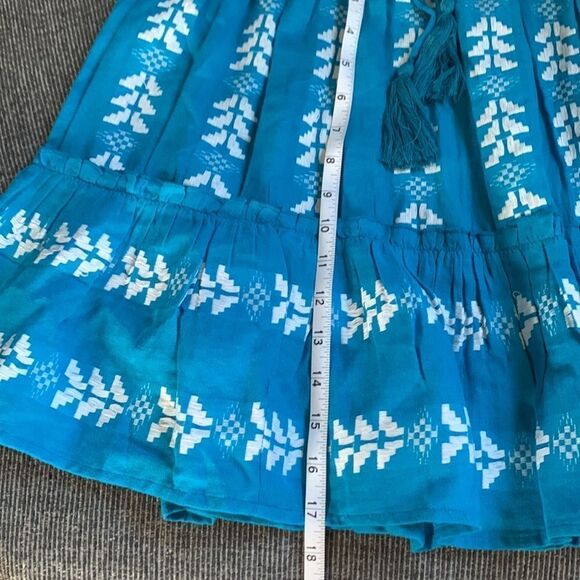 Elan blue with white arrow tribal design skirt with ruffle sz med - Picture 10 of 14
